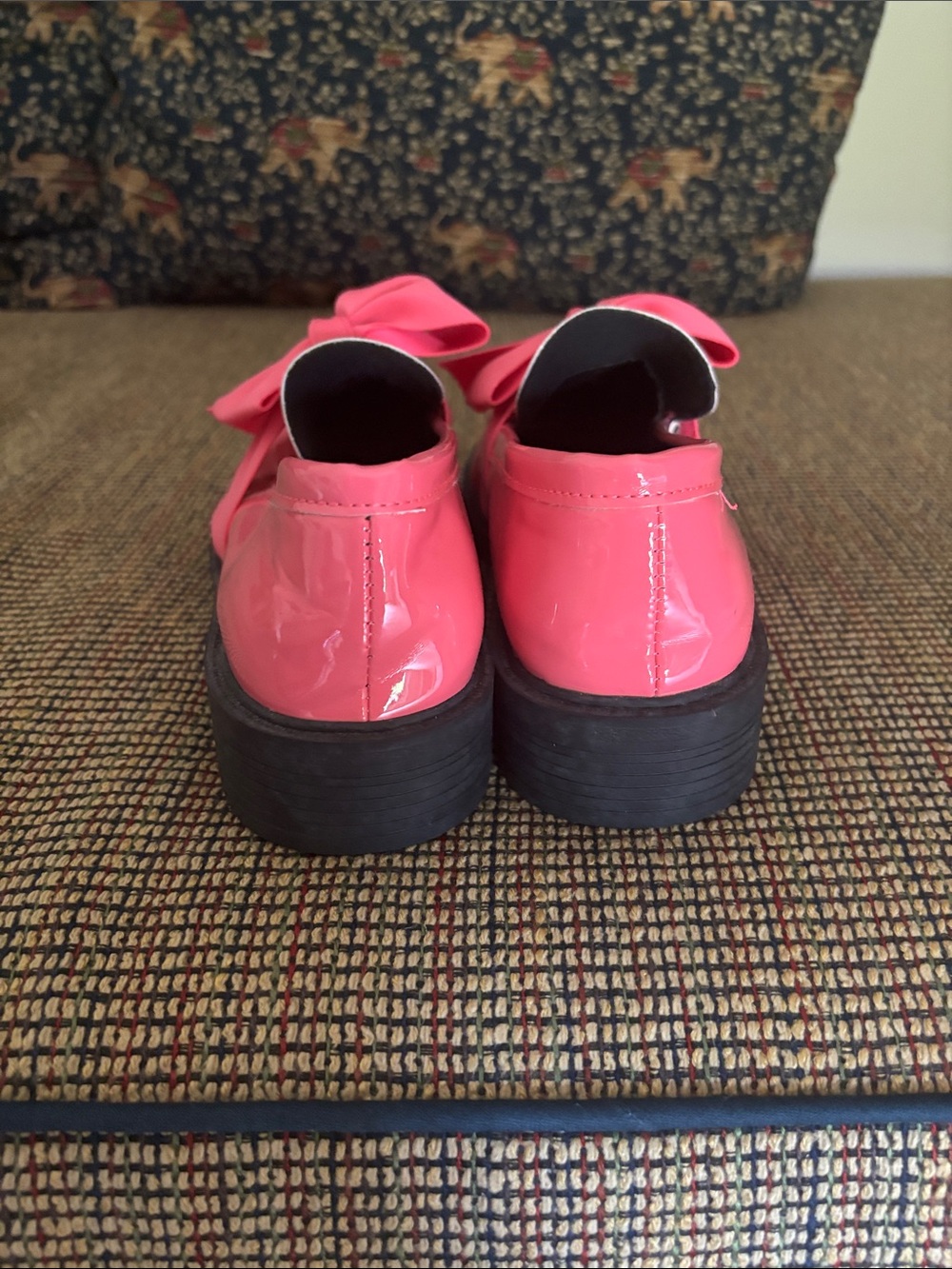 Aitaotain Bubblegum Pink Patent Bow Loafers - EU 40 / US Women's 9 - Picture 4 of 9
